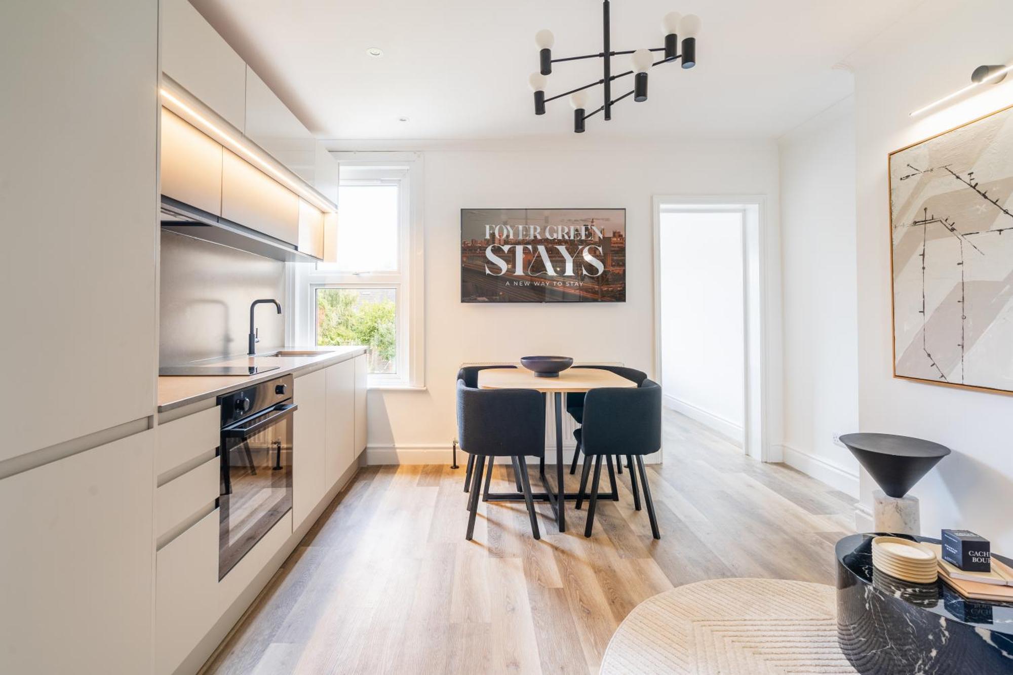 Newly Designed, 2Br Apt, 5Min From Northwood London Tube Station, Nato Hq, Ideal For Wembley, Warner Studio, Contractors Northwood (Greater London) Exterior foto