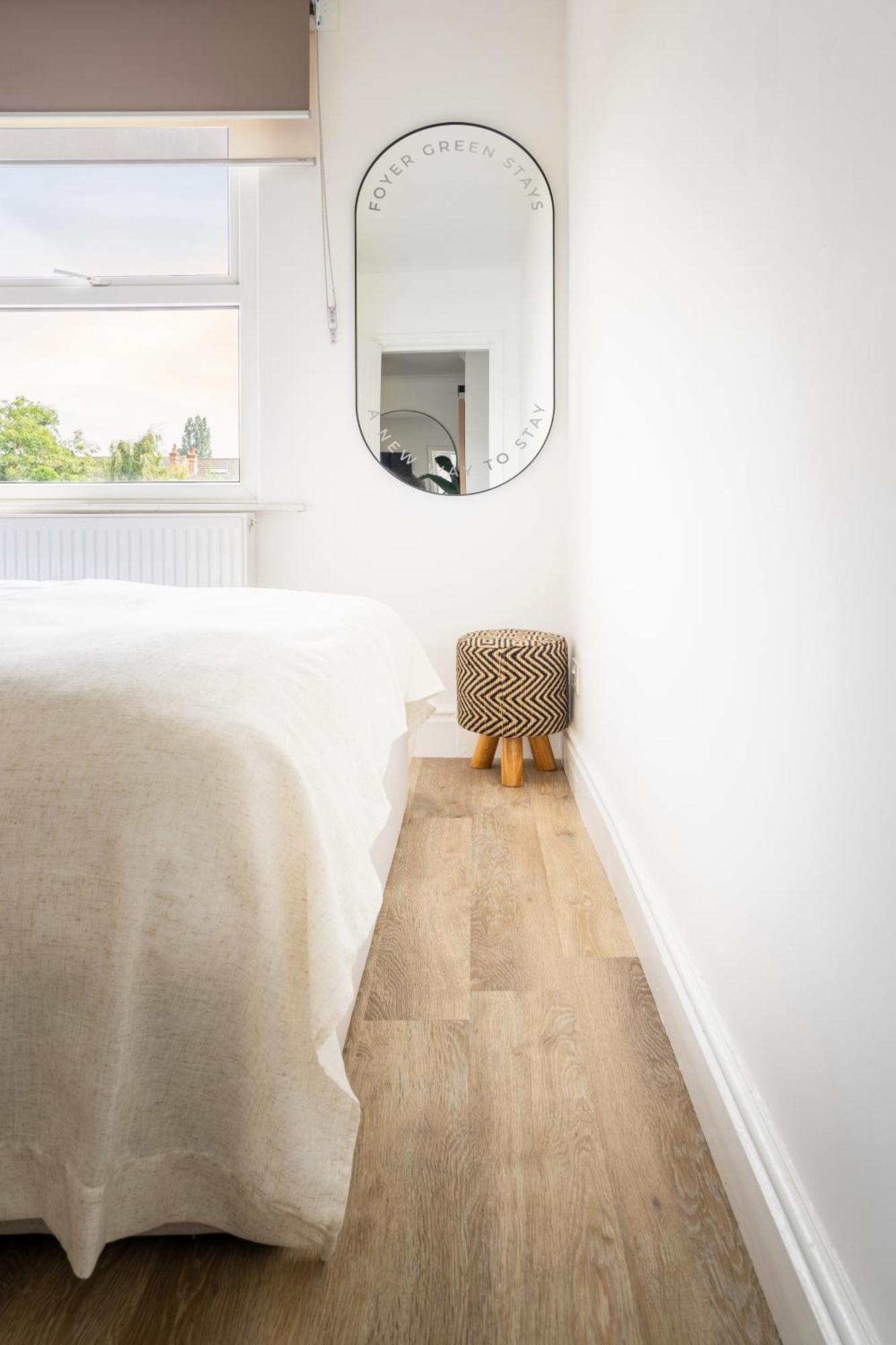 Newly Designed, 2Br Apt, 5Min From Northwood London Tube Station, Nato Hq, Ideal For Wembley, Warner Studio, Contractors Northwood (Greater London) Exterior foto